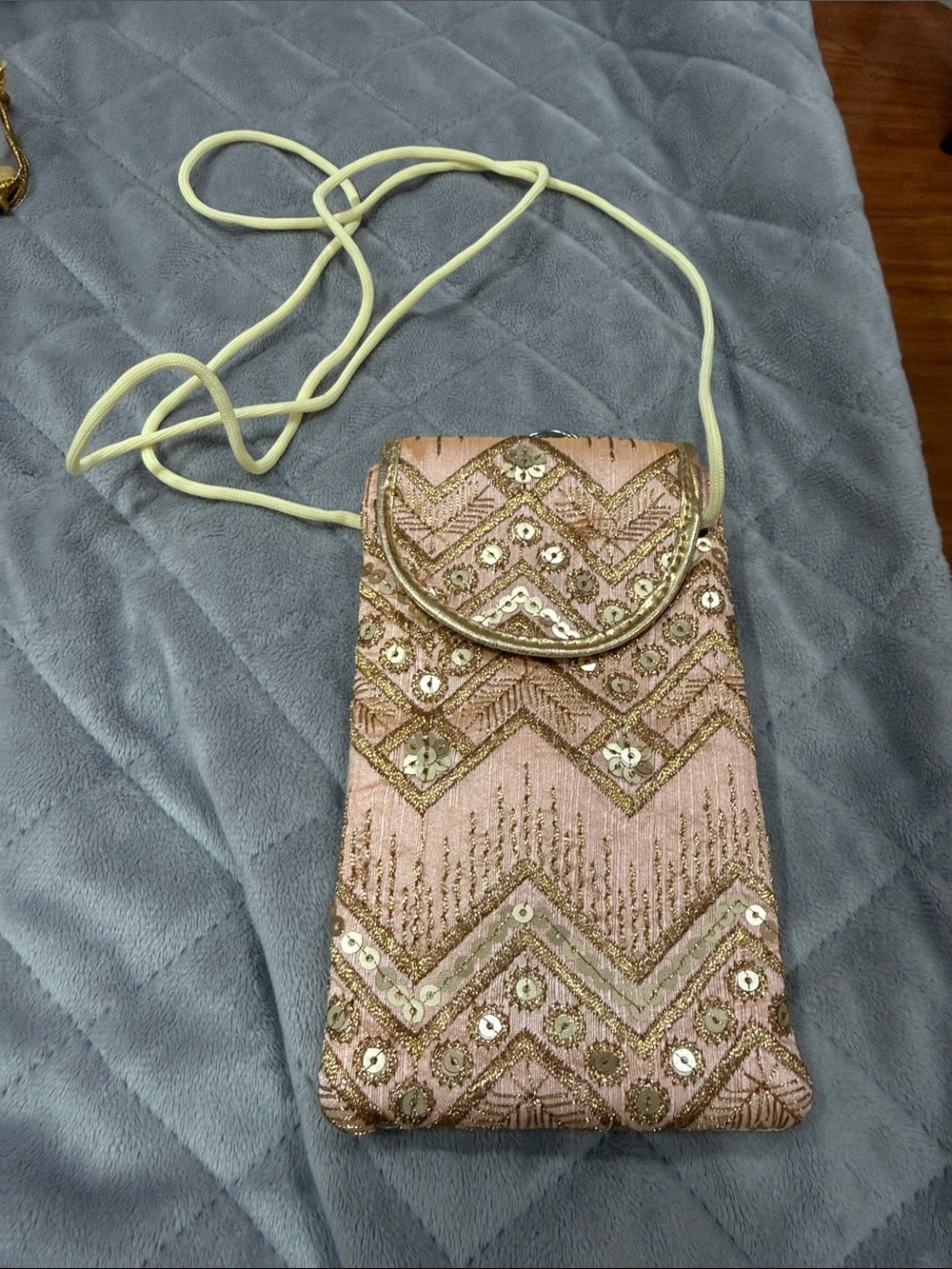 Sequin Embellished Pink Crossbody Bag - Elegant Evening Accessory